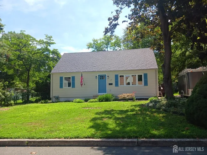 37 Harrison Avenue, Bloomfield Terrace Estat, NJ 08816
