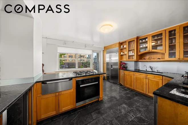 245 East 87th Street #PH, New York, NY 10128