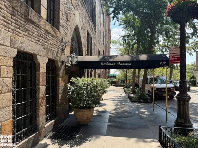 439 East 51st Street #7B, New York, NY 10022