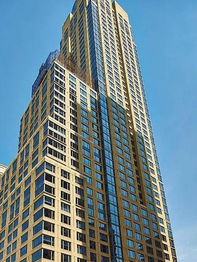 220 Riverside Boulevard