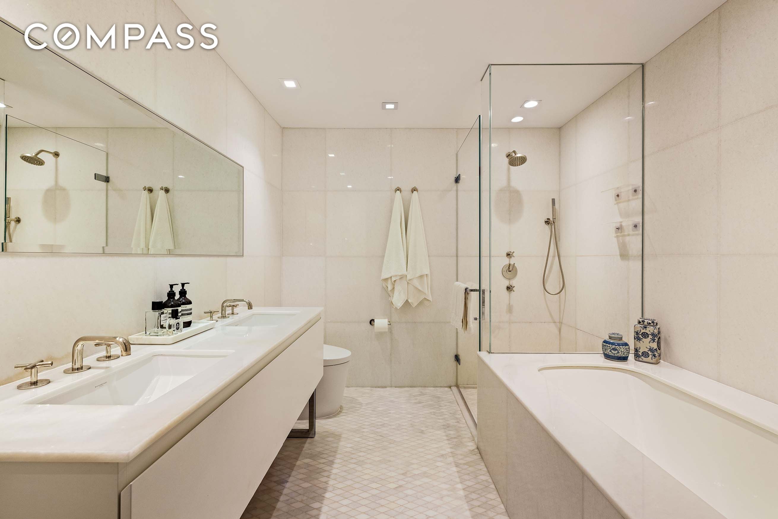 5 Franklin Place #14A, Tribeca, Manhattan, NY 10013 - Property photo 5 of 73