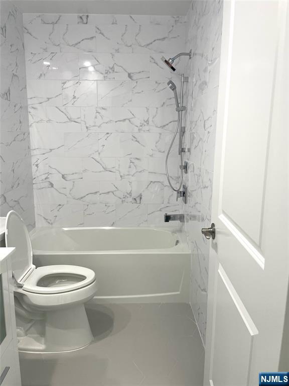 761B 4th, Secaucus Town, Secaucus, NJ 07094 - Property photo 3 of 34