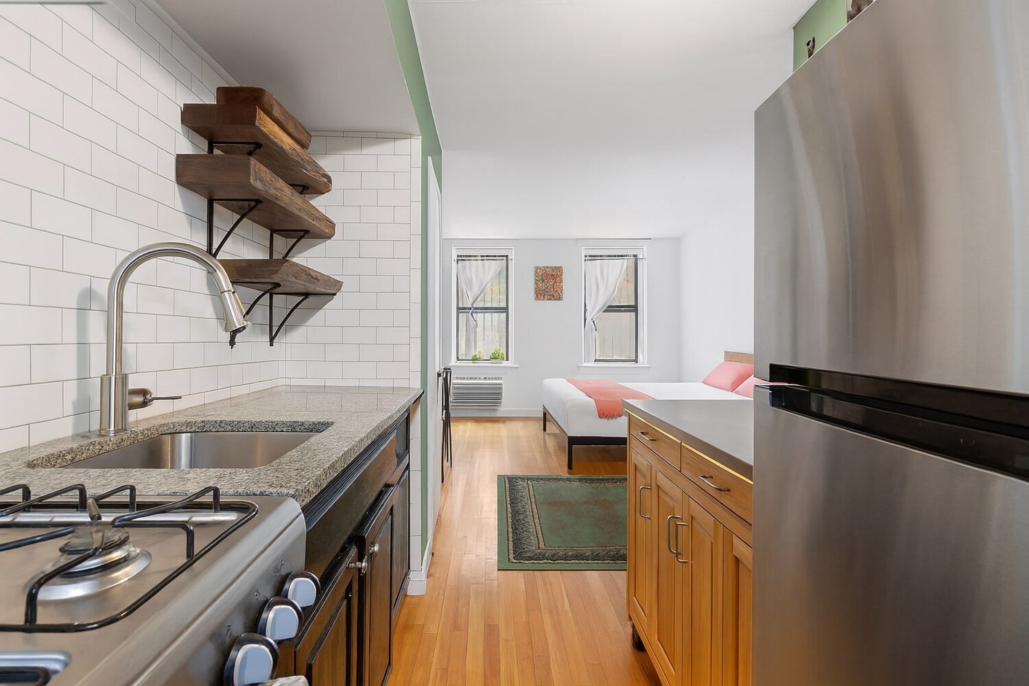 649 2nd Avenue #3A, Murray Hill, Manhattan, NY 10016 - Property photo 2 of 7