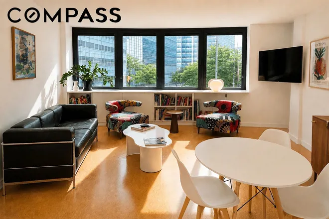 275 Greenwich Street #2CS, New York, NY 10007