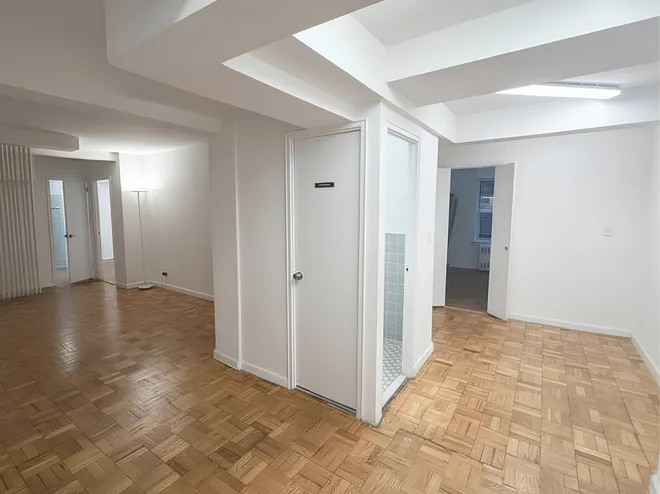 120 East 36th Street #1C, New York, NY 10016