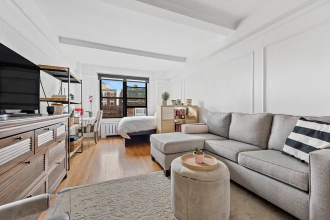 235 West 102nd Street #15S, New York, NY 10025