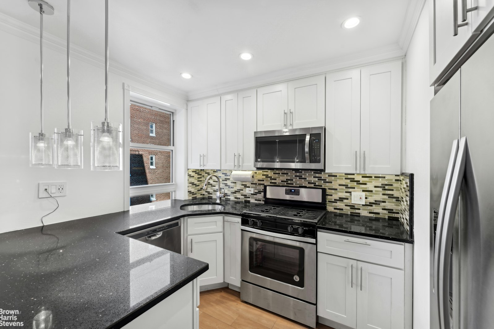 72-81 113th Street #5D, Forest Hills, Queens, NY 11375 - Main property photo