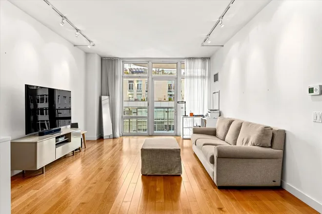 555 West 59th Street #9-A, New York, NY 10019