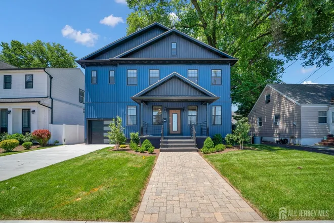 22 North 14 Street, None, NJ 07033