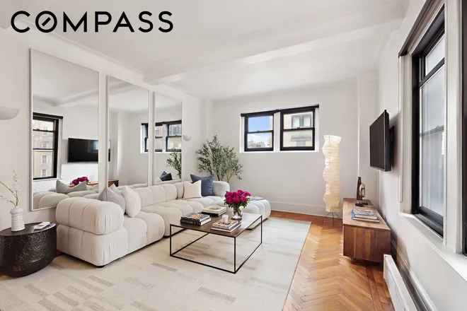 33 5th Avenue #11D, New York, NY 10003