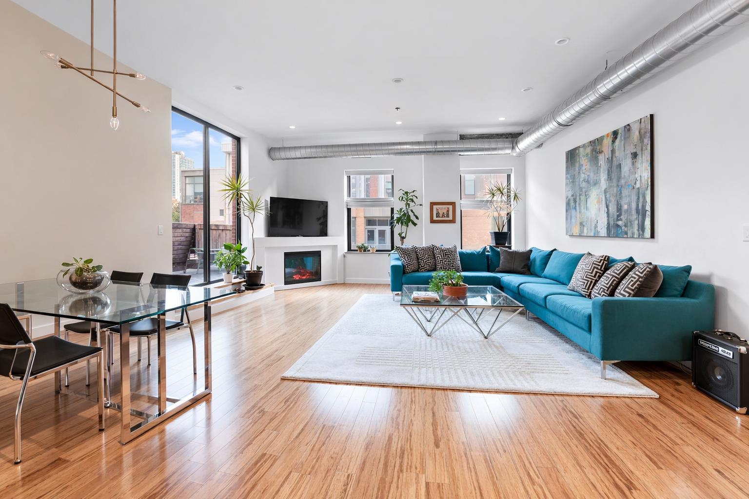 232 PAVONIA Avenue, Jersey City, JC Downtown, NJ 07302 - Property photo 4 of 18