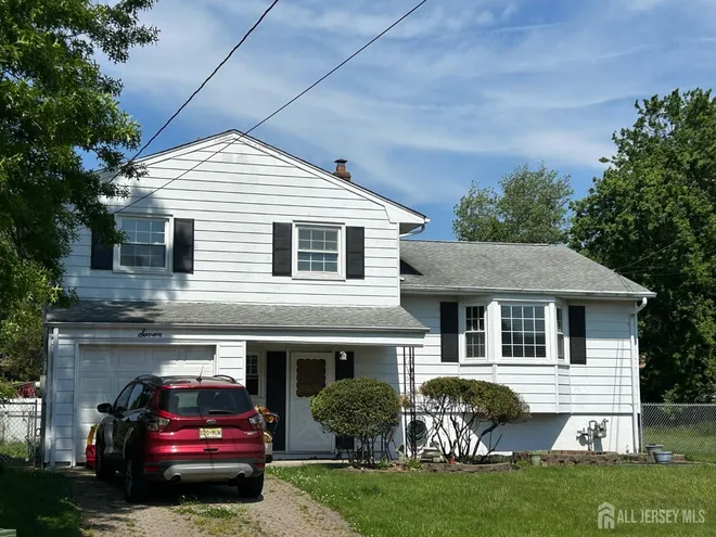 7 Bayberry Court, Bayberry Park Sec 1, NJ 08817