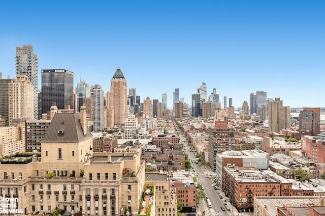 353 West 57th Street #FLOOR24/25, New York, NY 10019