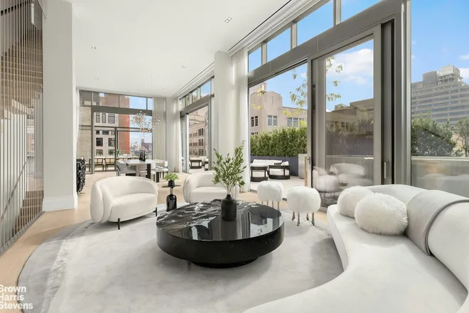 601 WASHINGTON Street #PHE, New York, NY 10014