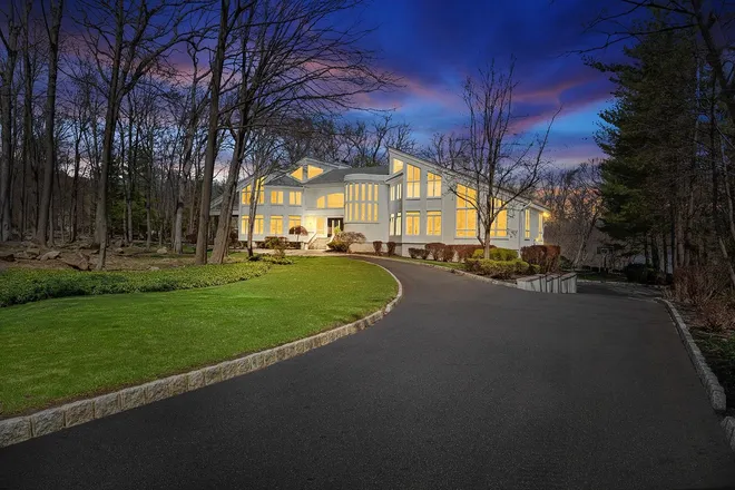 817 SHORE Drive, KINNELON BOROUGH, NJ 07405