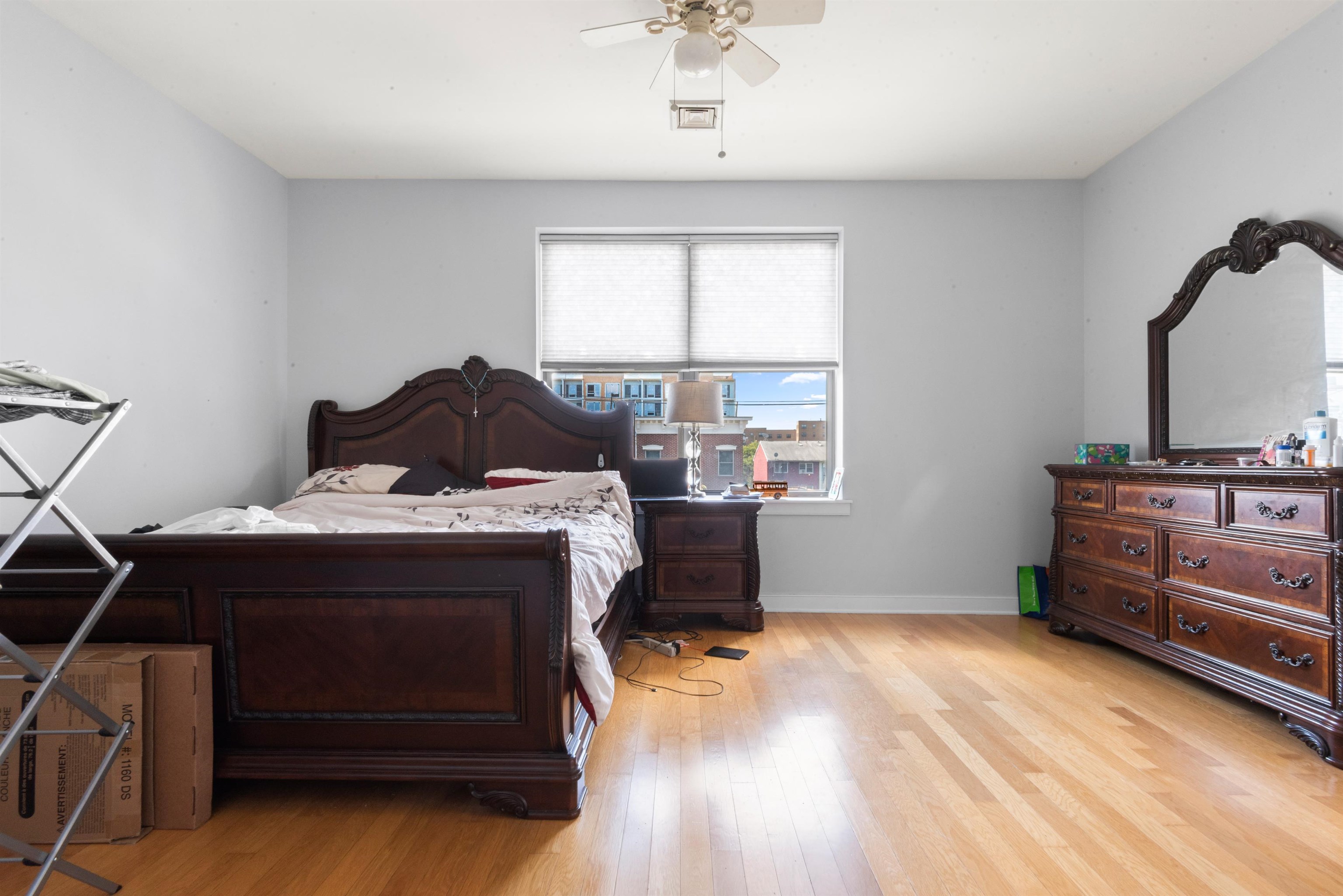 172 CULVER Avenue, Jersey City, JC West Bergen, NJ 07305 - Property photo 2 of 18