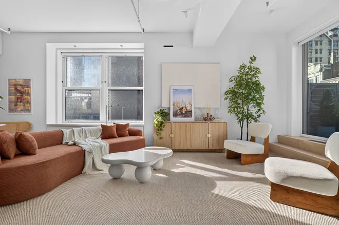 11 West 30th Street #9R, New York, NY 10001