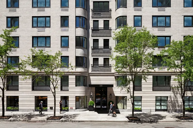 530 PARK Avenue #7H, New York, NY 10065