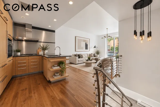 120 North 7th Street #1D, Brooklyn, NY 11249