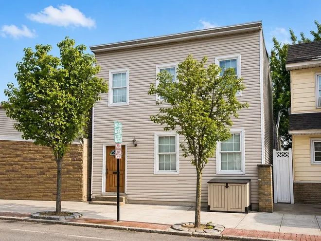 607 22nd Street, Union City, NJ 07087