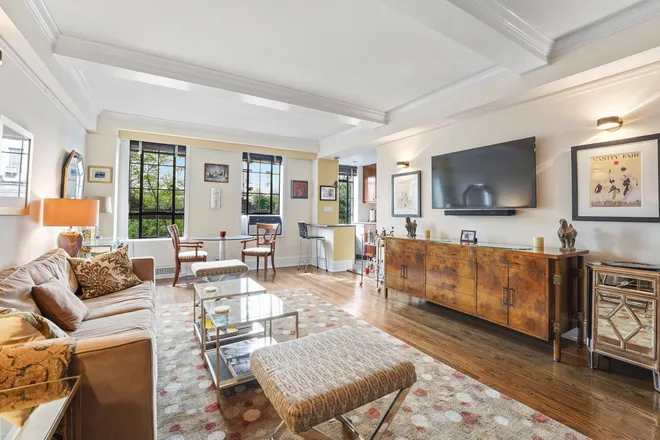 333 West 56th Street #2L, New York, NY 10019