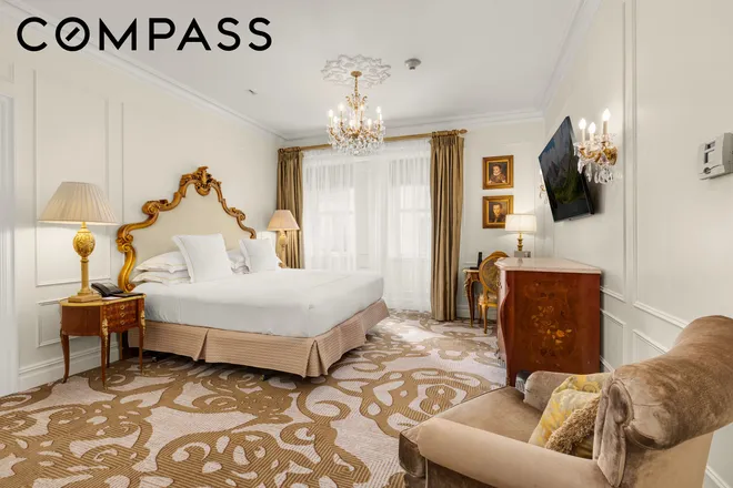 1 Central Park #1336, New York, NY 10019