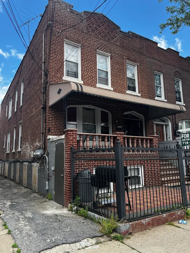 631 HEGEMAN Avenue, Brooklyn, NY 11207