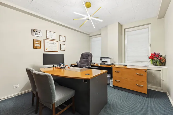 880 5th Avenue #1J, New York, NY 10021