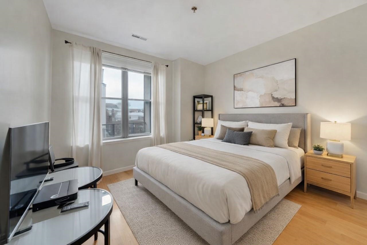 26 AVENUE AT PORT IMPERIAL, West New York Town, West New York, NJ 07093 - Property photo 5 of 27