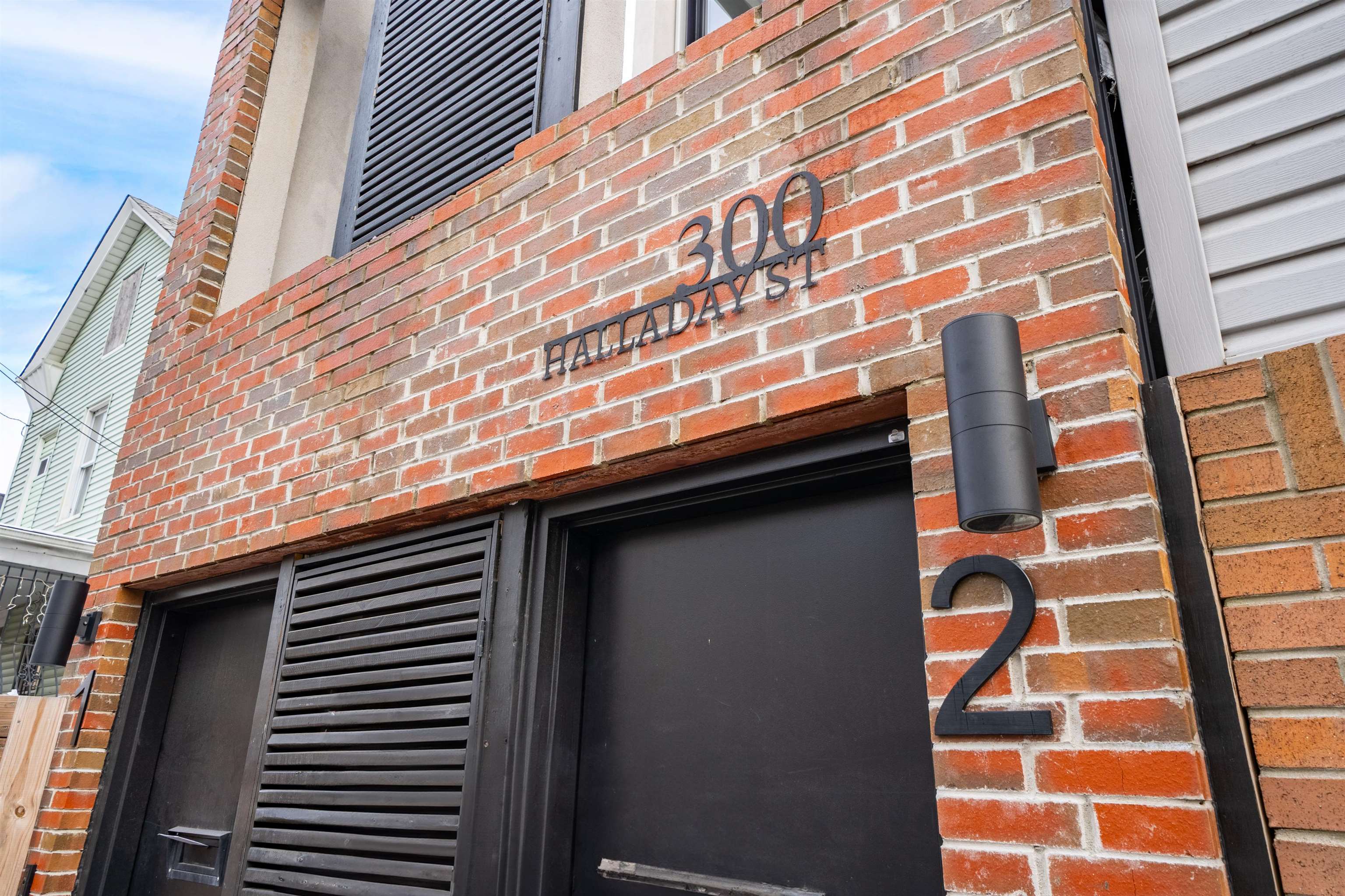 300 HALLADAY Street, Jersey City, JC Bergen Lafayette, NJ 07304 - Property photo 2 of 36