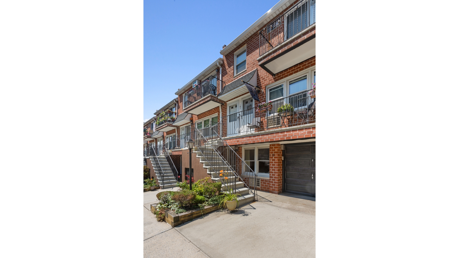 153 BAY RIDGE Parkway #1, Bay Ridge, Brooklyn, NY 11209 - Property photo 4 of 10