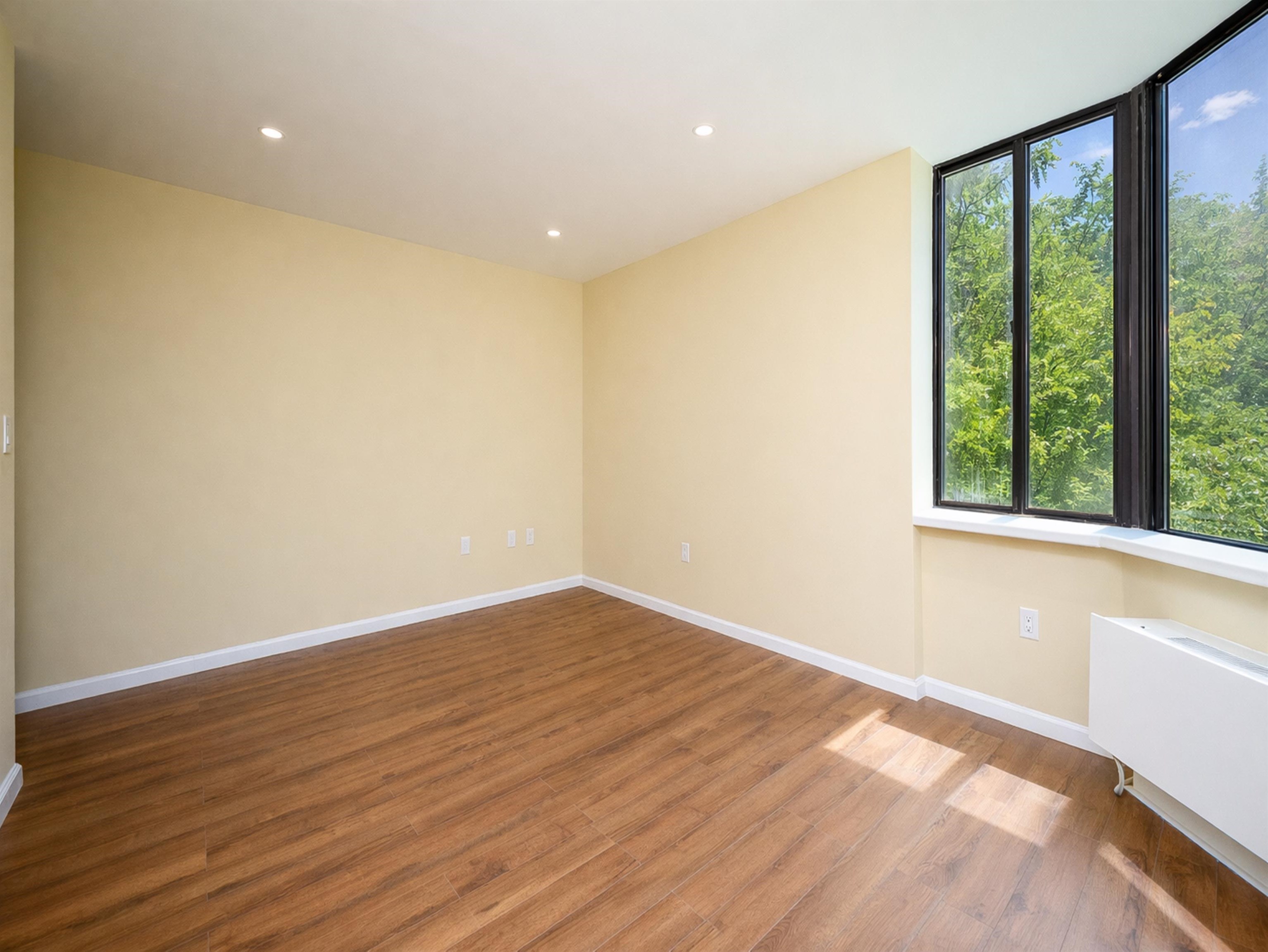 45 RIVER Drive SOUTH, Jersey City, JC Downtown, NJ 07310 - Property photo 5 of 30