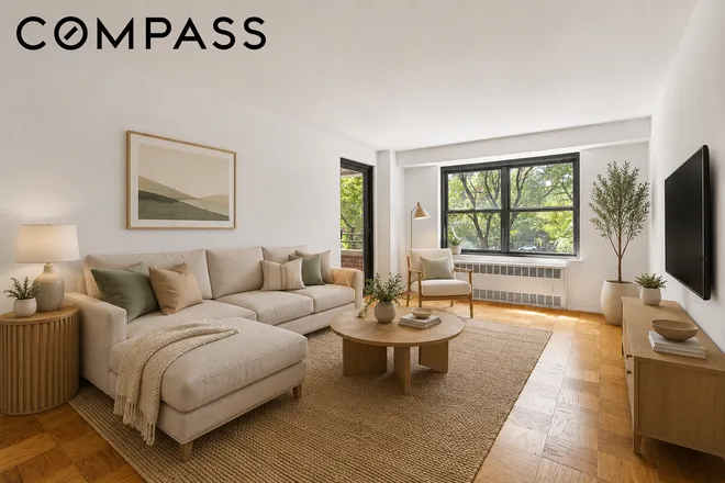 385 Grand Street #L207, New York, NY 10002