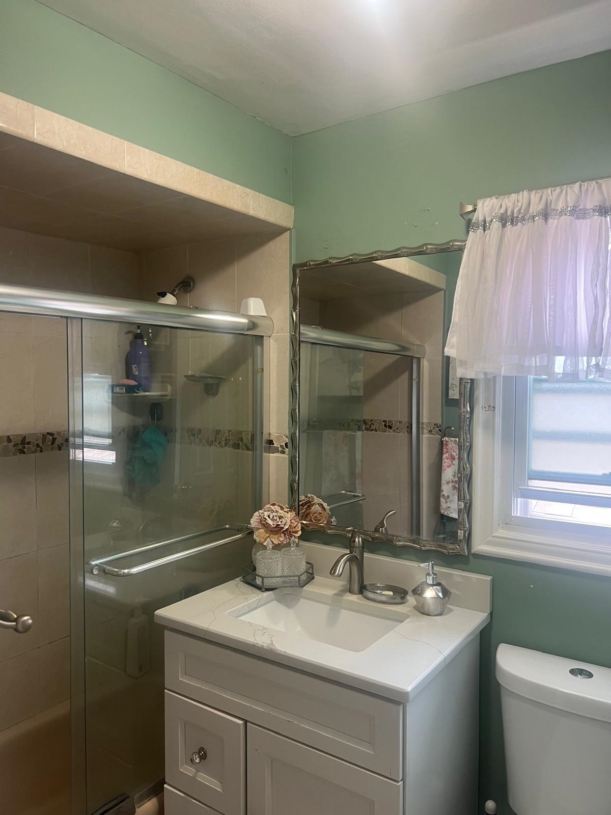 102 WEST 48th Street, Bayonne City, Bayonne, NJ 07002 - Property photo 5 of 19