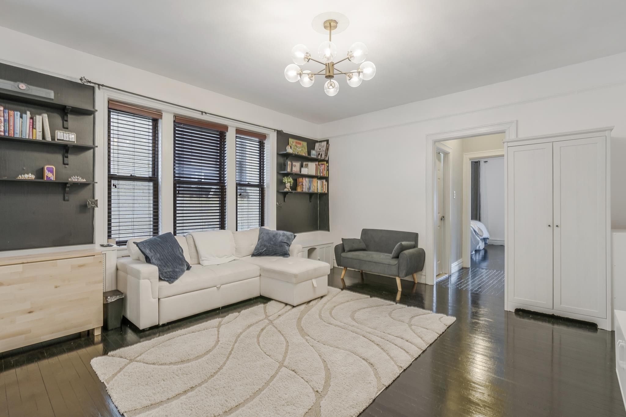 260 HARRISON Avenue, Jersey City, JC Journal Square, NJ 07304 - Property photo 3 of 19