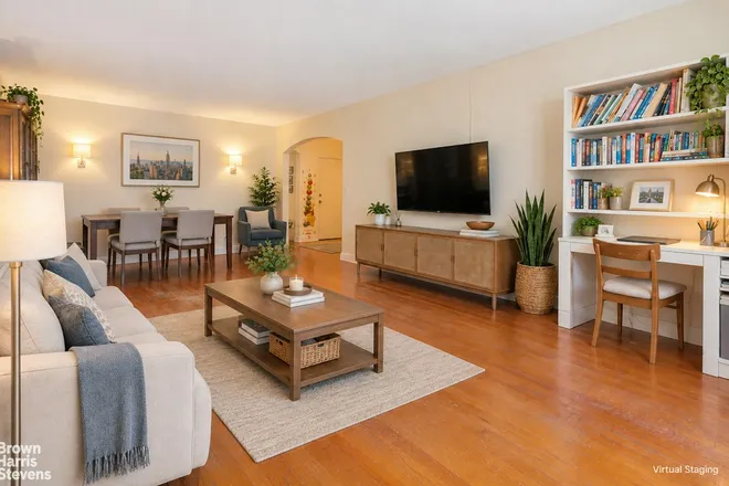 98-120 QUEENS Boulevard #3G, Rego Park, NY 11374