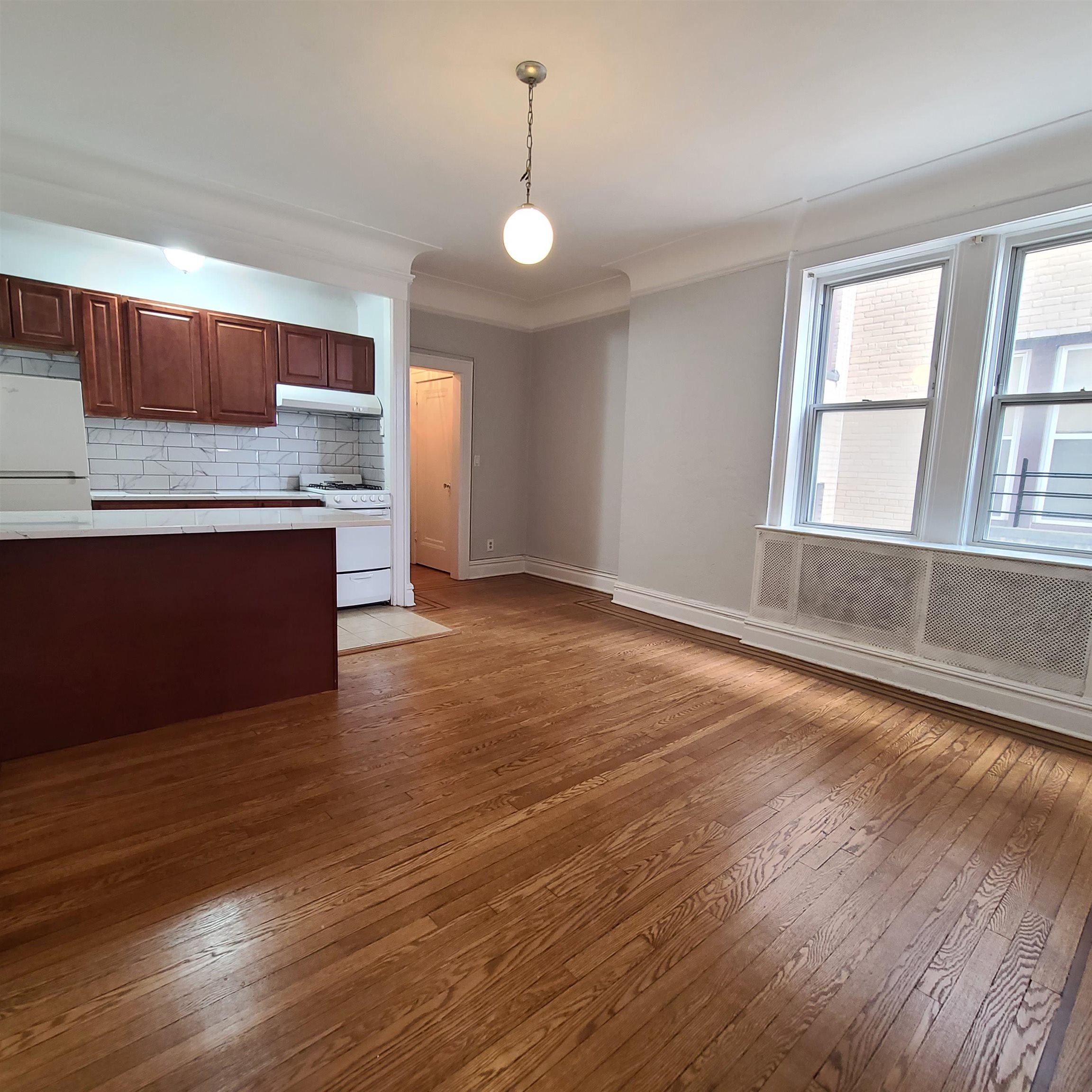 6015 Boulevard EAST, West New York Town, West New York, NJ 07093 - Property photo 3 of 19