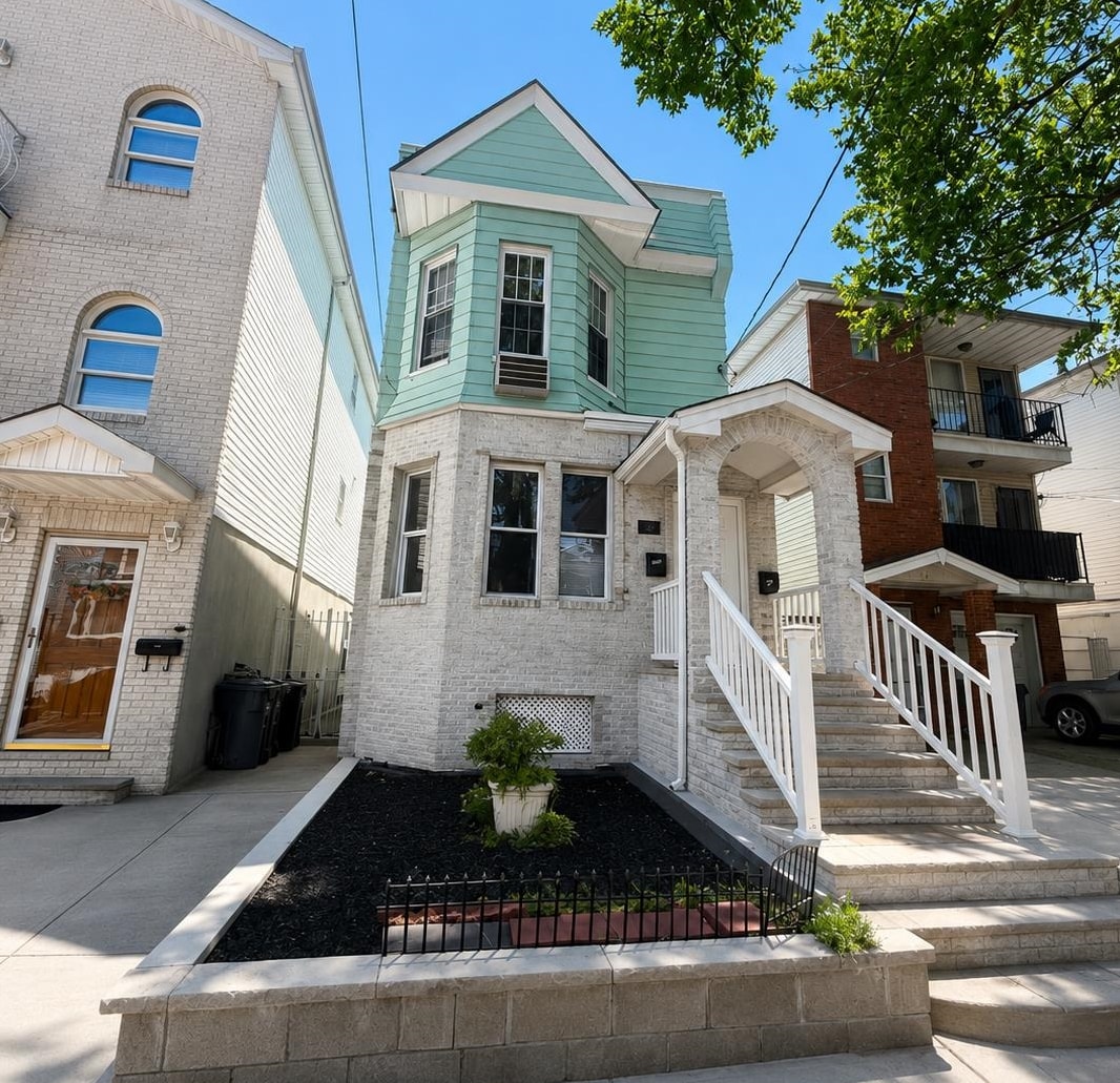 16 MILLER Street, Jersey City, JC West Bergen, NJ 07304 - Property photo 2 of 6
