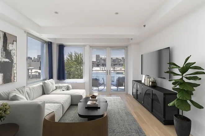 260 North 9th Street #6C, Brooklyn, NY 11211