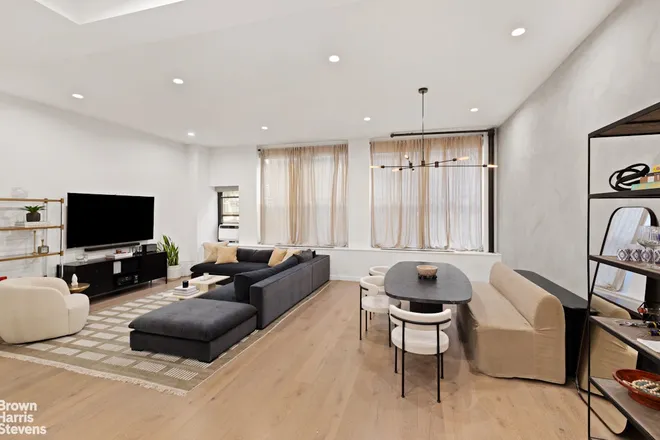 21 East 22nd Street #3A, New York, NY 10010