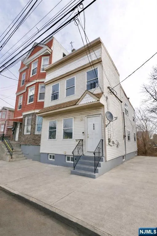 544 South 11th, Newark, NJ 07103