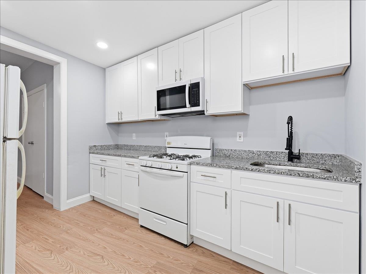 73 TERRACE Avenue, Jersey City, JC Heights, NJ 07307 - Property photo 5 of 31