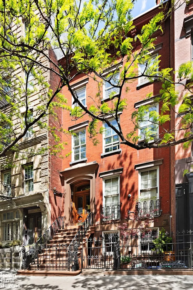 239 West 13th Street, New York, NY 10011