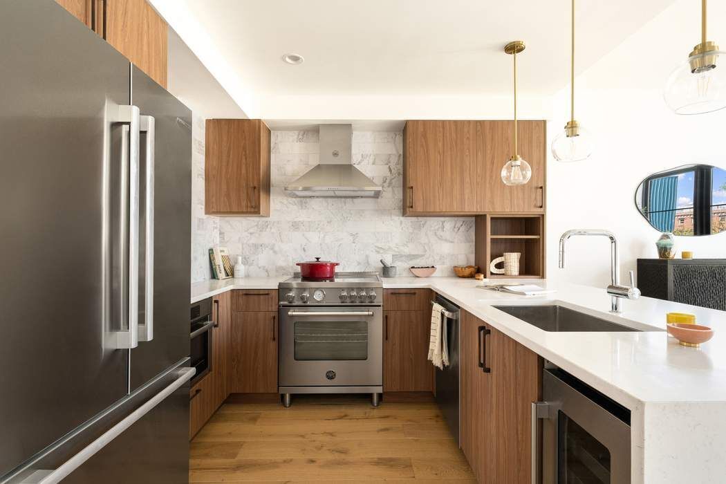 216 20th Street #PH1, Greenwood Heights, Brooklyn, NY 11232 - Property photo 4 of 29