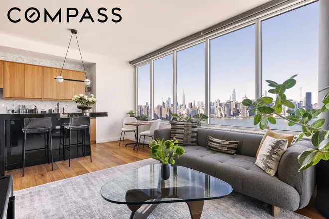 21 India Street #30D, Brooklyn, NY 11222