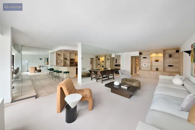 150 East 61st Street #15-B, New York, NY 10065