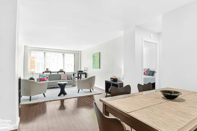 520 East 72nd Street #9T, New York, NY 10021
