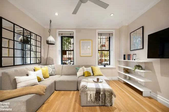 205 East 10th Street #1B, New York, NY 10003
