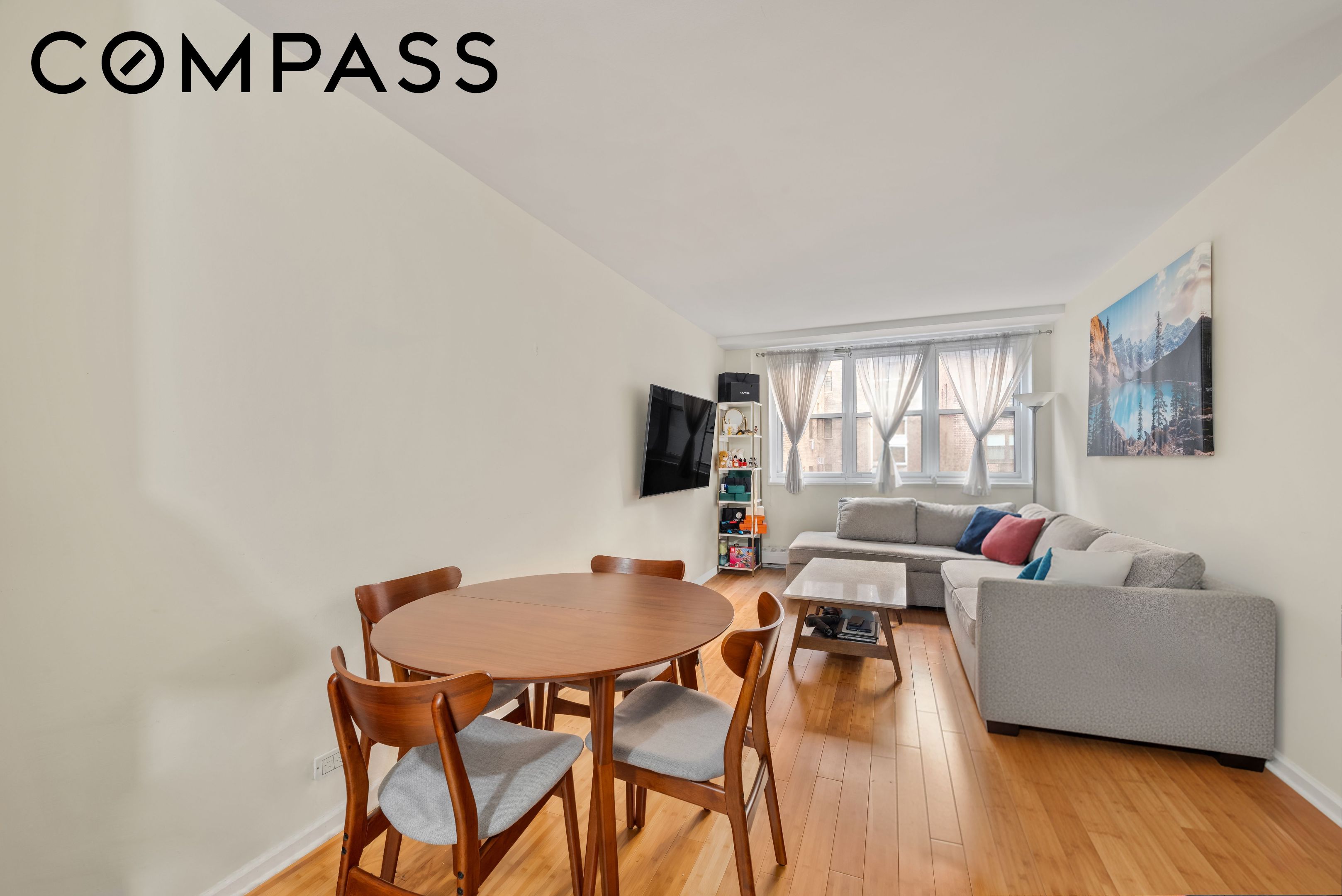 63 East 9th Street #3W, Greenwich Village, Manhattan, NY 10003 - Main property photo