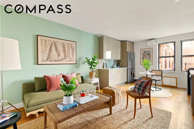 300 Ocean Parkway #2L, Brooklyn, NY 11218